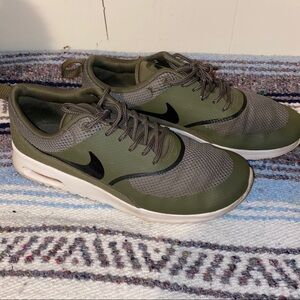 Nike Women's Air Max Thea Military Green size 8